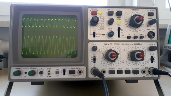 Oszilloskop Hameg HM204 (20 MHz).
